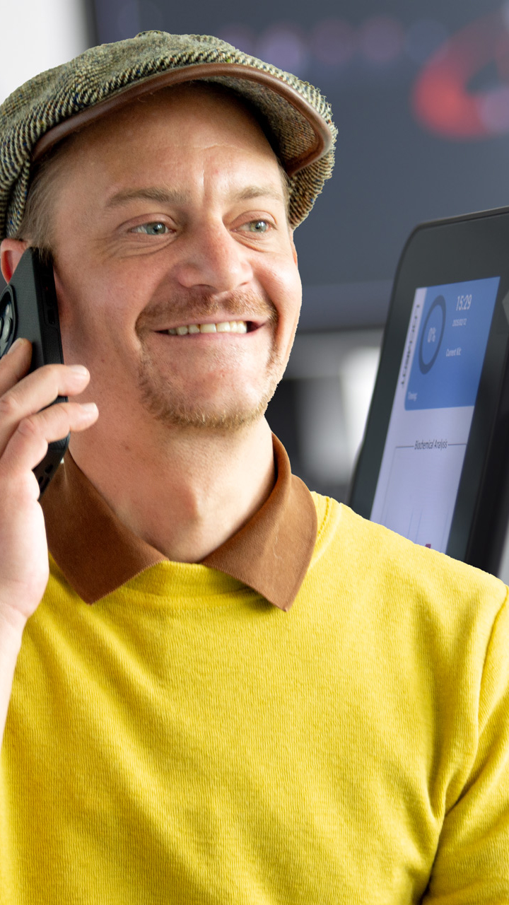 Kommunikationsfreude und Technikbegeisterung als Technischer Praxissupport (m/w/d)
vor einem POCT-Gerät telefonierend bei der Labordiagnostic St. Gallen West AG | Standort: St.Gallen Ausbildung MPA, BMA oder Systemtechniker
